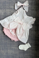 Condor ivory embossed bow sock