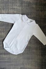 White peter pan collar long sleeved vest
