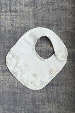 Baby Gi ivory country bib