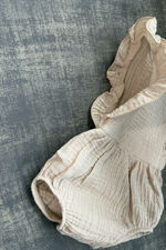 Calamaro beige swiss dot romper