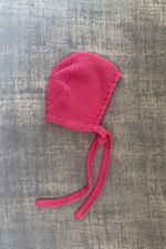 Condor beet knitted bonnet