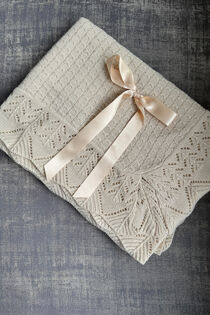 Juliana beige satin bow blanket