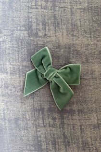 Condor sage velvet hair bow