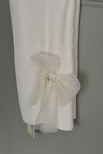 Condor ivory knitted tulle bow blanket