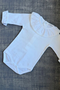 White frill collar cuffed vest