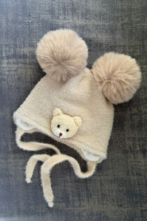 Jamiks bear bobble hat