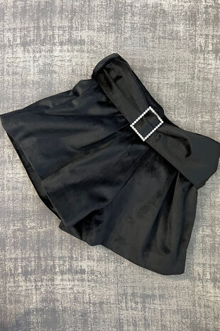 Naxos black velvet brooch shorts