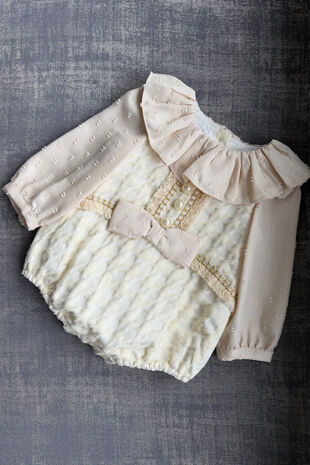 Rochy cream chanel romper 