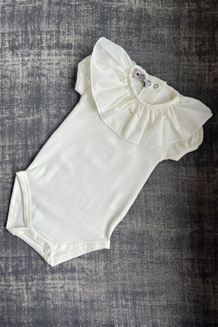 Phi ivory vest/t-shirt large frill collar