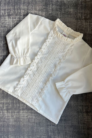 Phi cream blouse with lace details