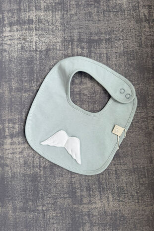 Baby Gi mint angel wing bib
