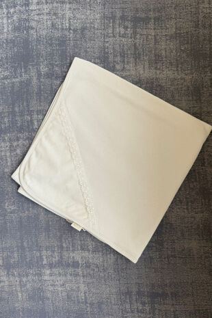 Baby Gi beige lace trim muslin 