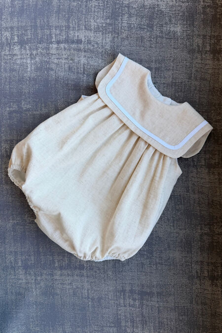 Be chic beige linen romper