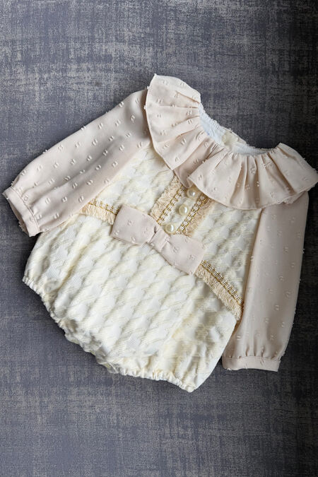Rochy cream chanel romper 