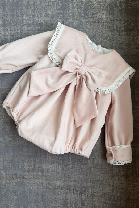 Be chic rosa pink bow romper