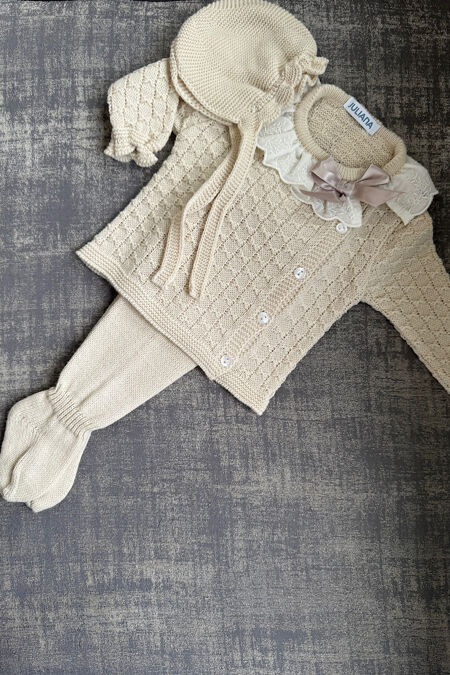 Juliana beige lace trim knitted set