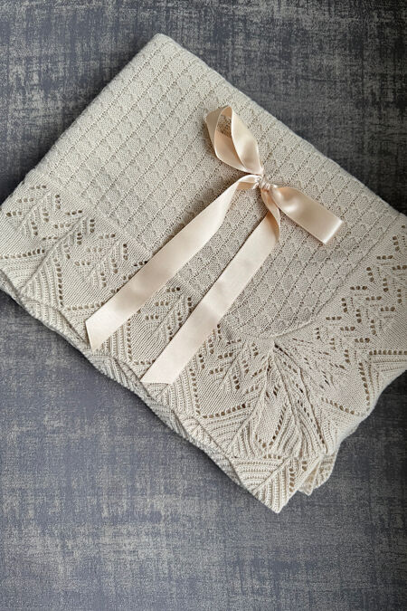Juliana beige satin bow blanket
