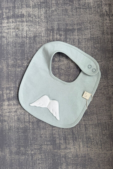 Baby Gi mint angel wing bib