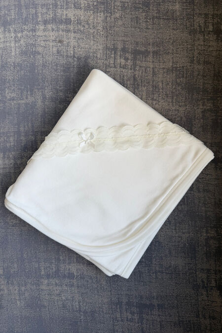 Rapife ivory cotton lace trim blanket