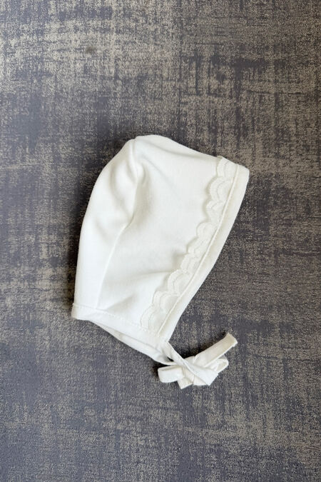 Rapife ivory lace trim bonnet 