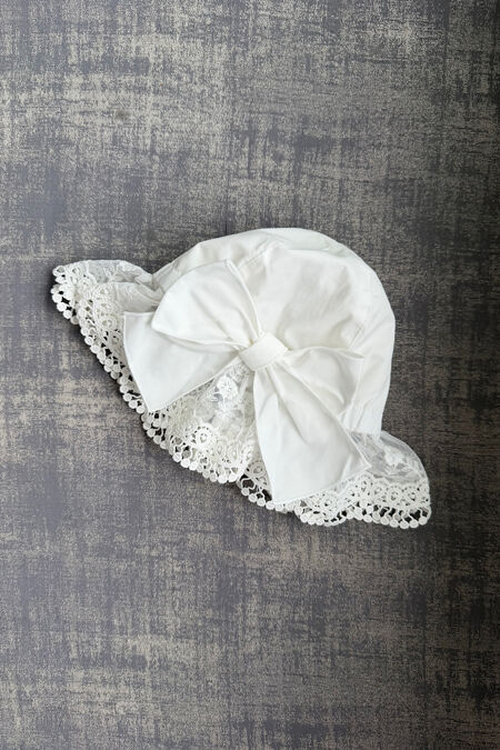 Phi ivory lace sun hat 
