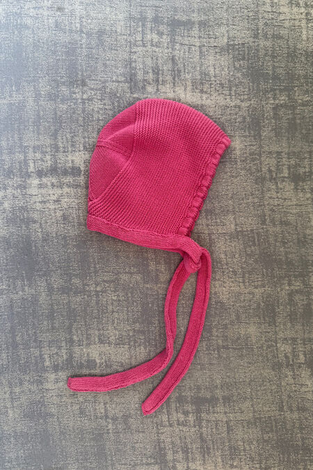 Condor beet knitted bonnet