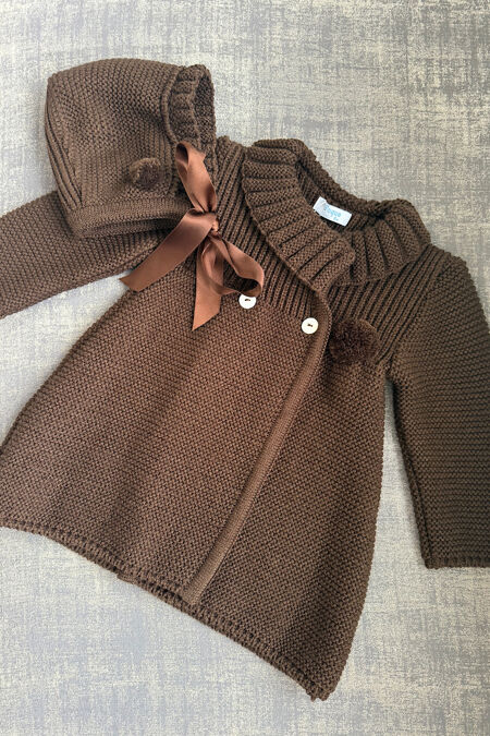 Foque brown knitted coat and bonnet set