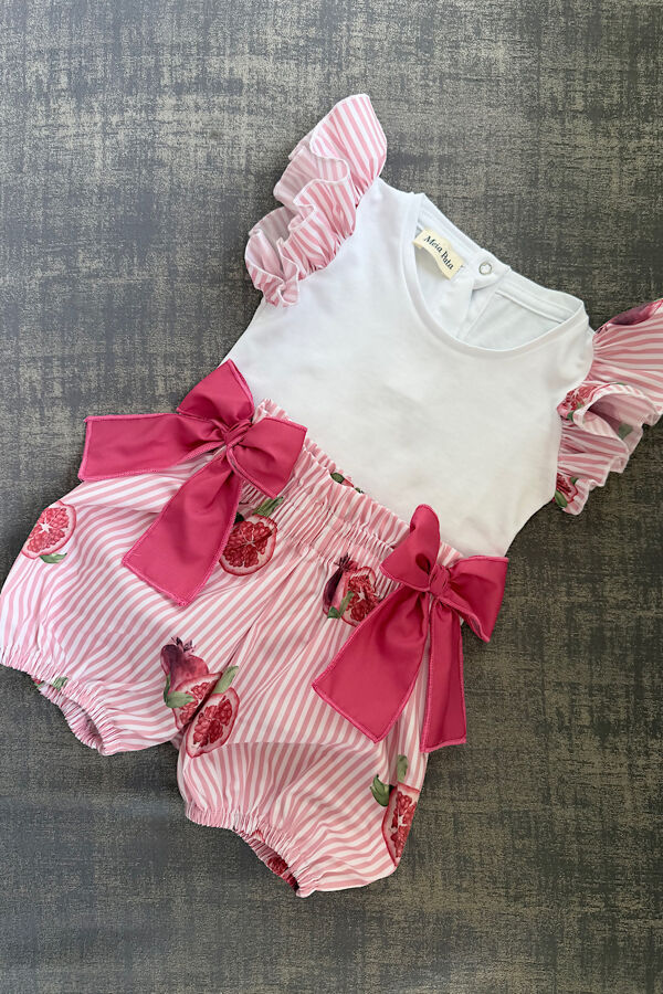 Meia Pata girls pomegranate short set