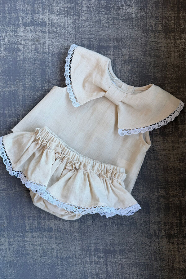 Be chic beige linen bow collar set