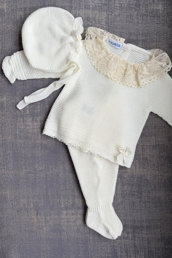 Juliana cream lace collar knitted set