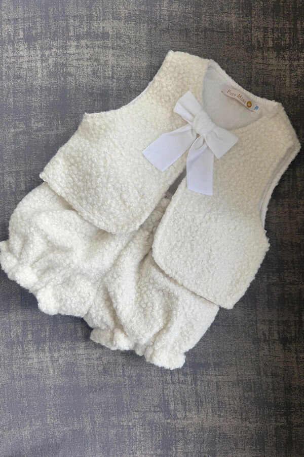 Puro Mimo Thea boucle short and gilet set