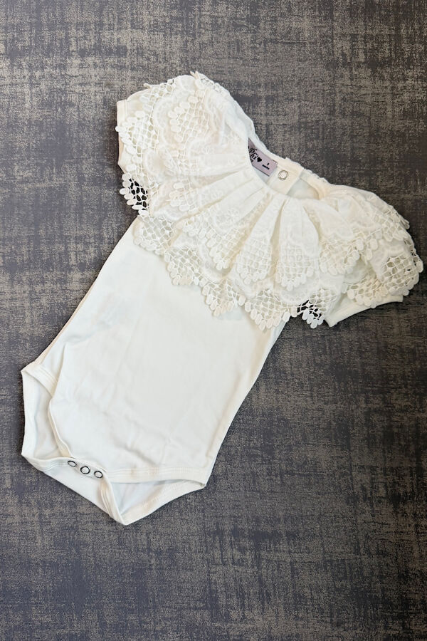 Phi white frill collared vest