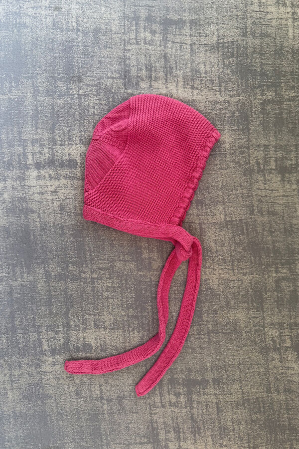 Condor beet knitted bonnet