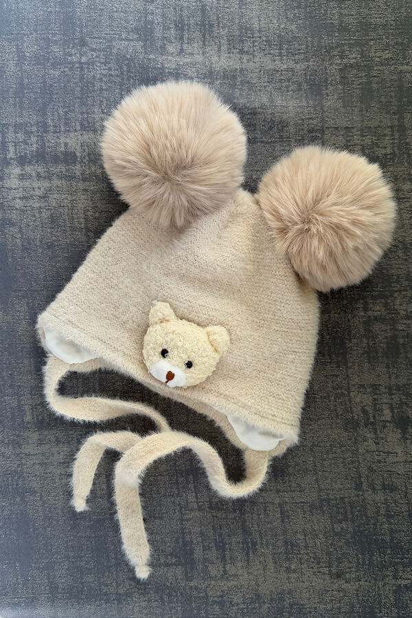 Jamiks bear bobble hat